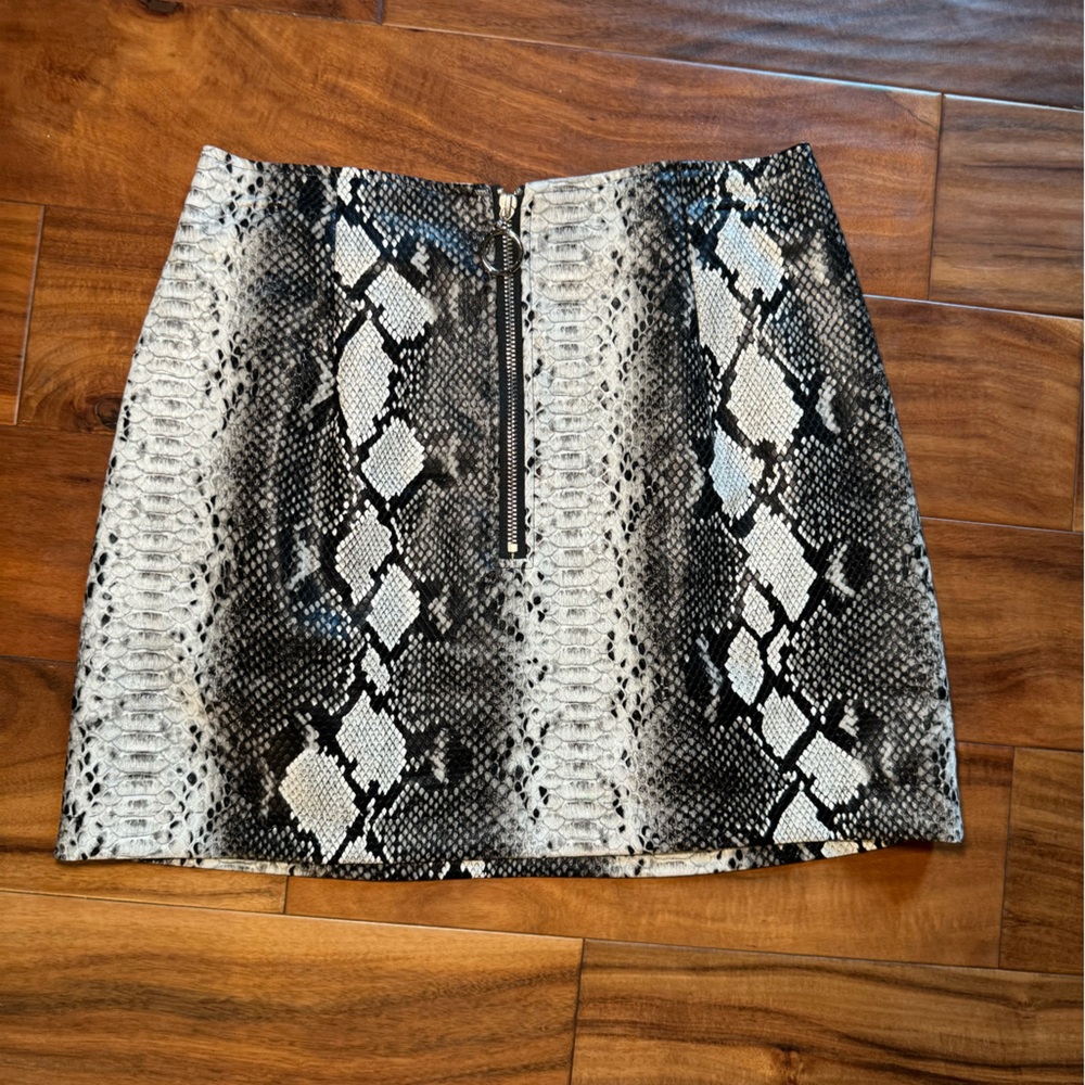 Snake print skirt